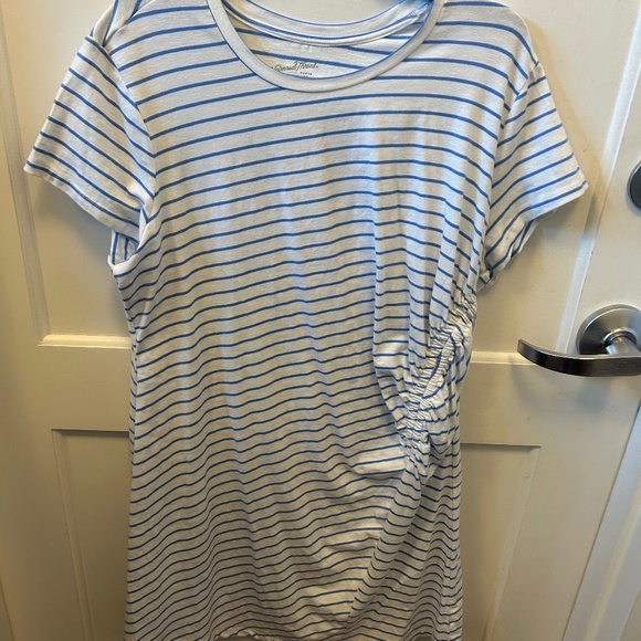Universal Thread Dresses & Skirts - NWT baby blue striped T-shirt dresd